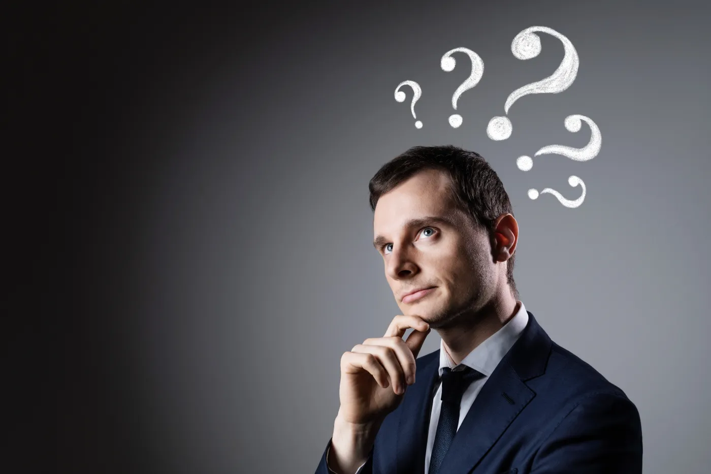 Quiz z historii, który wymaga dużej wiedzy. 12/20 to minimum potrzebne do zaliczenia