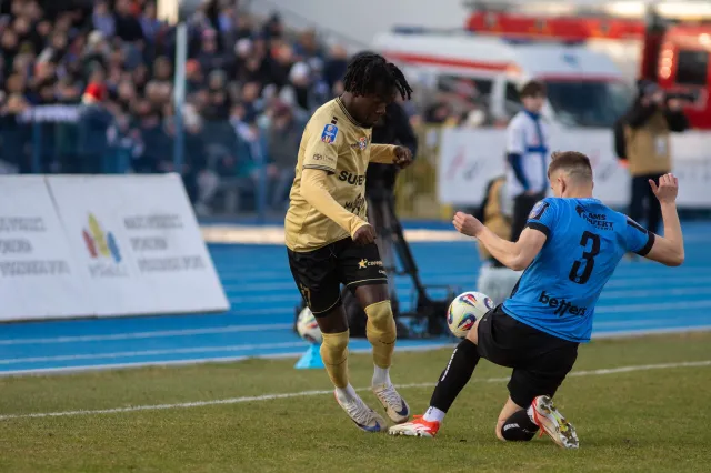 Puchar Polski. Górnik pierwszym finalistą. Zawisza nie dostanie garniturów od Bońka