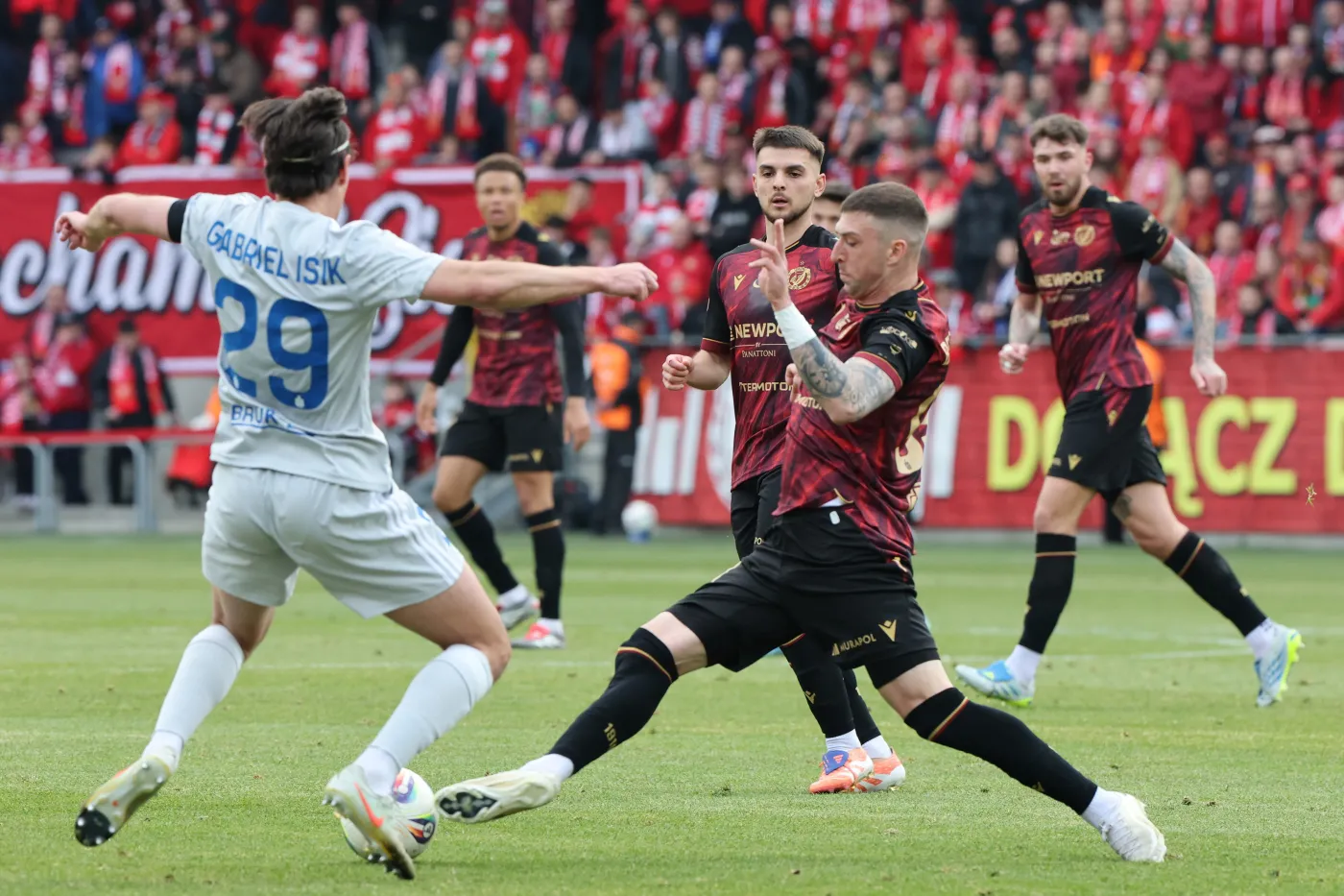 Widzew z trudem pokonał ostatnią drużynę w tabeli. Bergier trafił tuż przed końcem