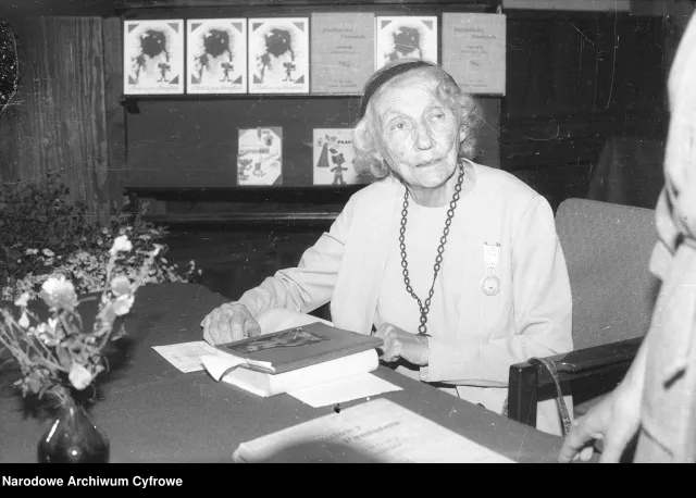 Jej książka od lat jest szkolną lekturą. Przetłumaczono ją nawet na turkmeński