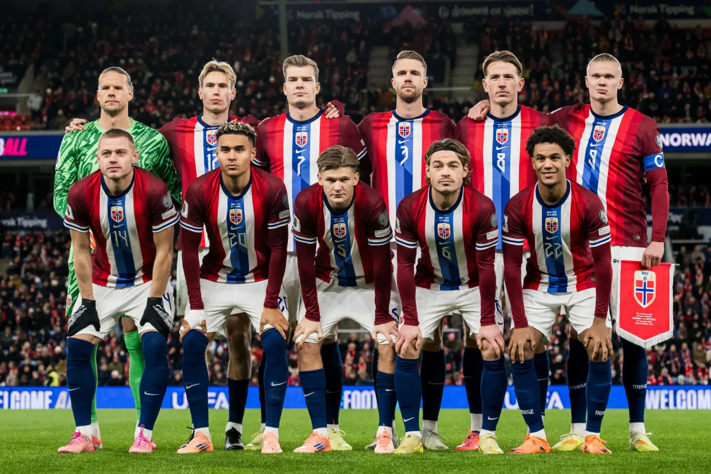 Trzech najlepszych norweskich kucharzy jedzie na mundial. Będą gotować dla piłkarzy
