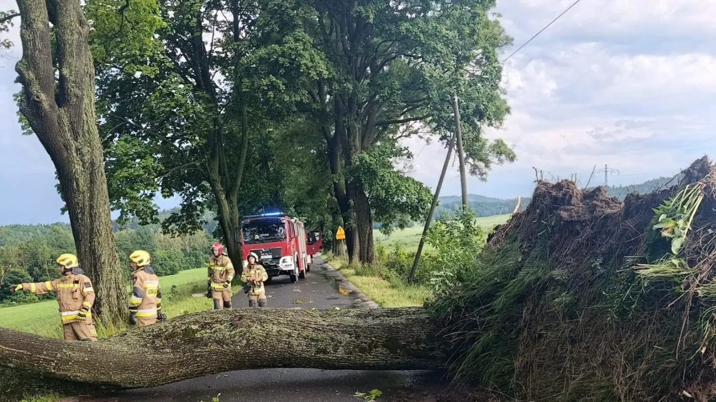 W związku z sytuacją meteorologiczną trwały działania na terenie gminy Marciszów