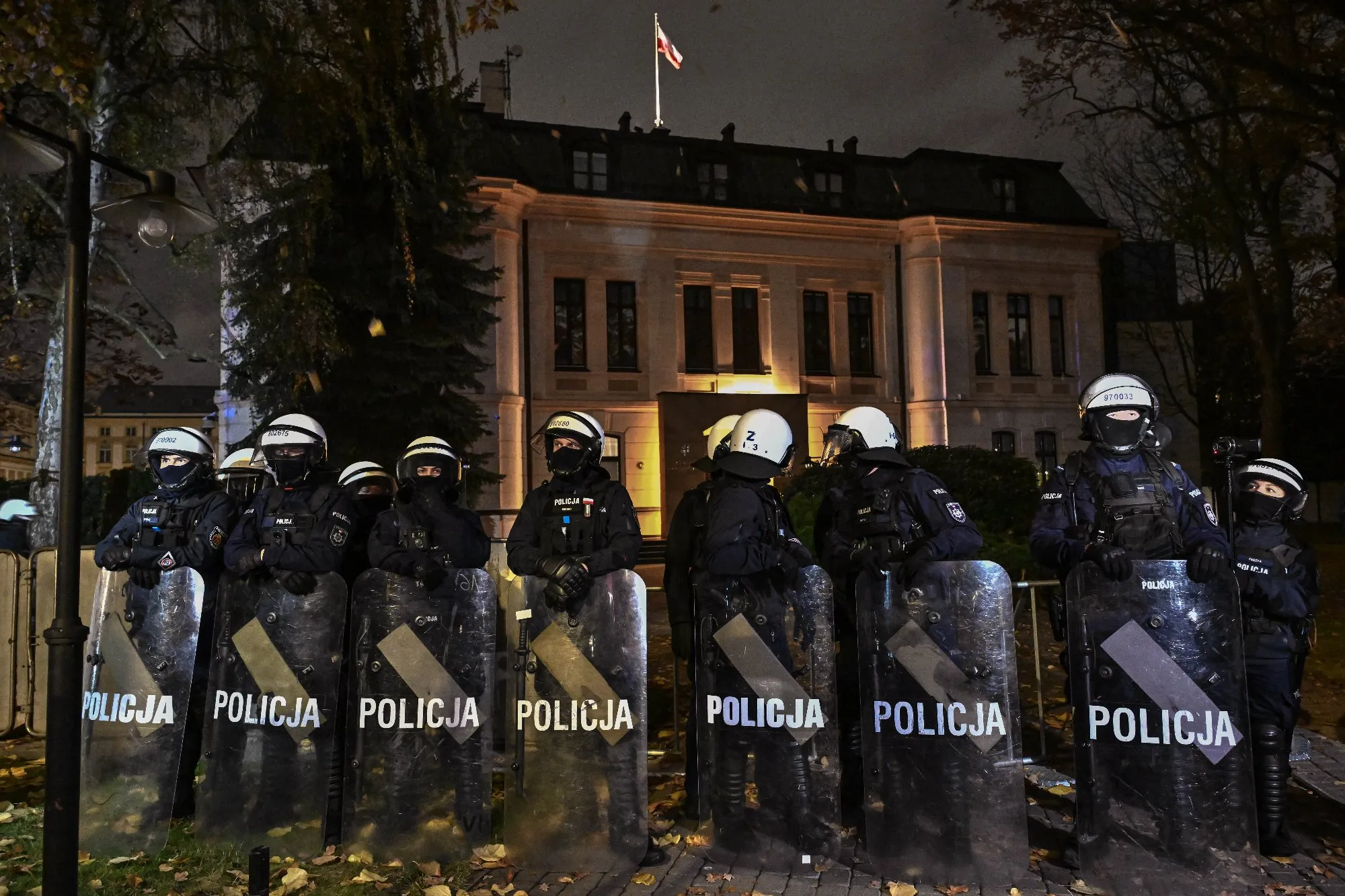 Korwin-Piotrowska nie zgadza się na wjazd do TK. Wskazała alternatywę dla prezydenta