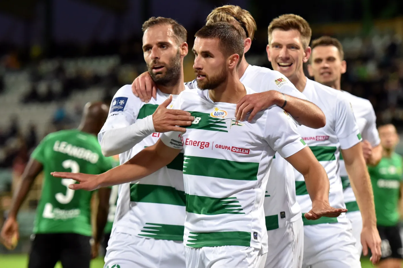 Czerwona karta i cztery gole w meczu Górnika z Lechią [WIDEO]