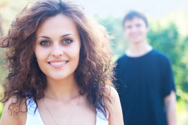 Przewrażliwieni? Roszczeniowi? Mniej odporni? Jacy są ludzie z pokolenia płatków śniegu