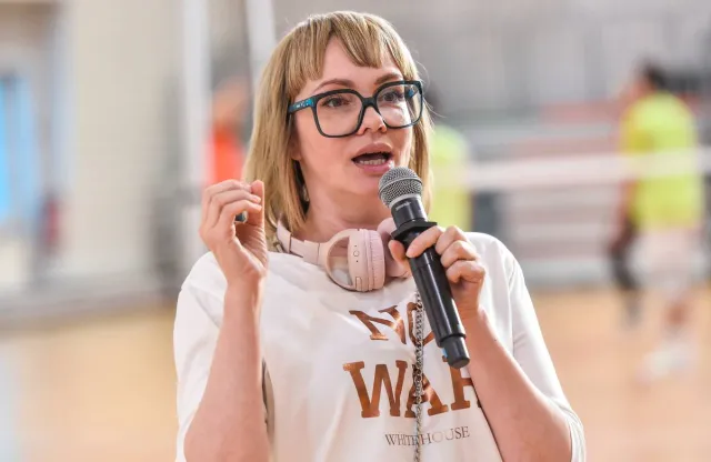 Weronika Marczuk wspomina rozstanie z Cezarym Pazurą. Padły słowa o "fikcji"