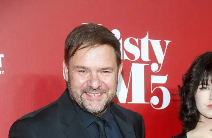 Tomasz Karolak z córką na okładce magazynu. Tak wygląda 17-letnia Lena [FOTO]