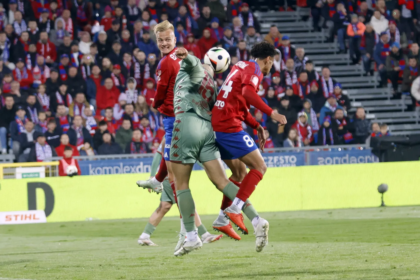 Raków przegrał z Jagiellonią. Wielkie kontrowersje w Częstochowie