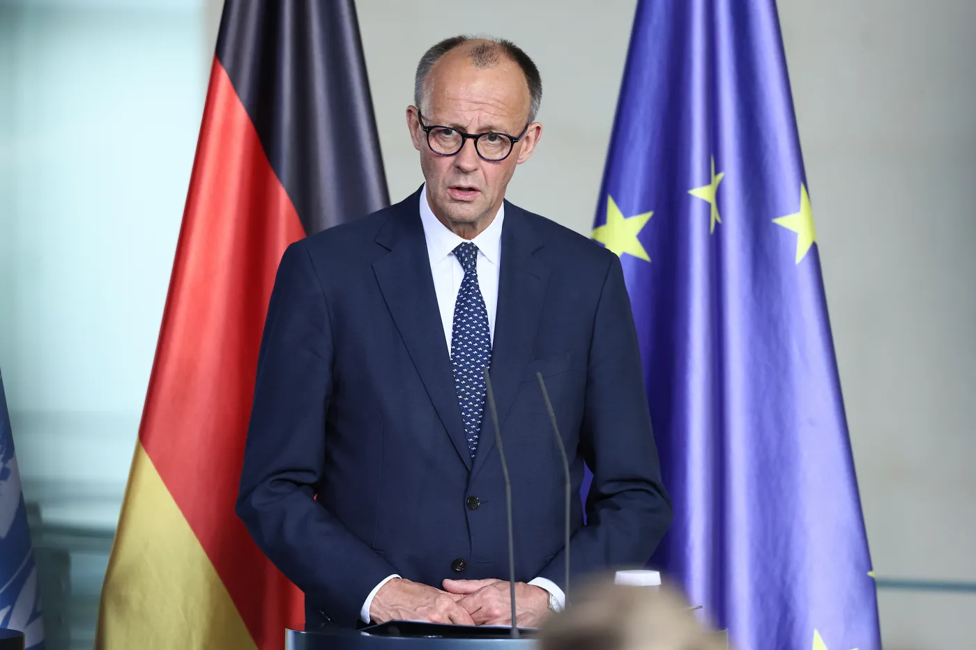 "Polska jest ofiarą wojny hybrydowej". Kanclerz Merz: Problem musimy rozwiązać wspólnie