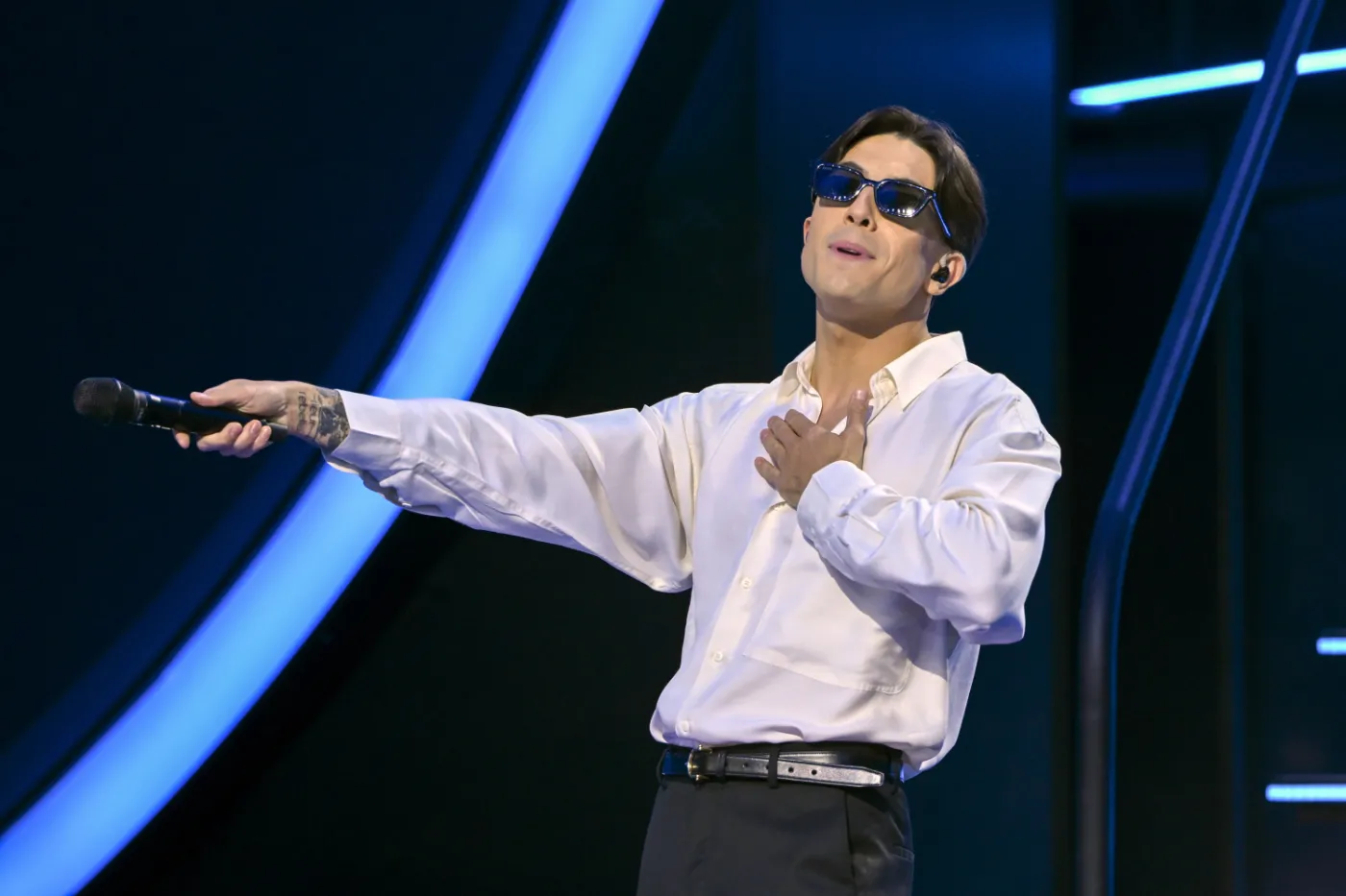 Dawid Kwiatkowski uklęknął na scenie. "To pani? Jezus Maria" [WIDEO]