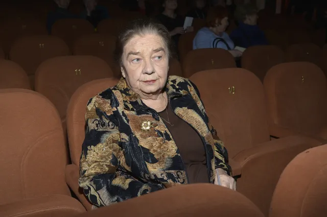 Mąż zdradził ją z sąsiadką. Kochanka była znaną prezenterką PRL