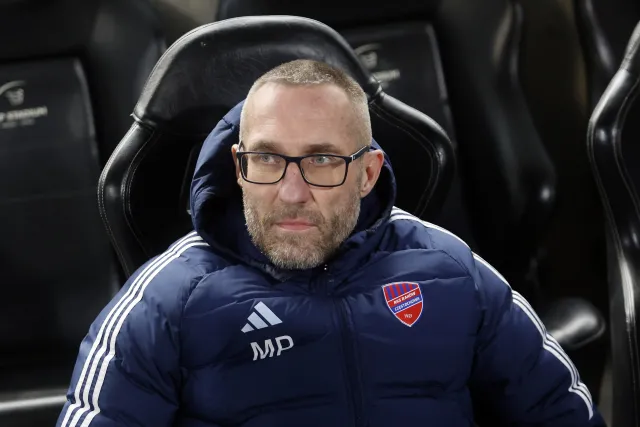 Oficjalnie. Marek Papszun trenerem w Legii Warszawa. Kontrakt podpisany do czerwca 2028