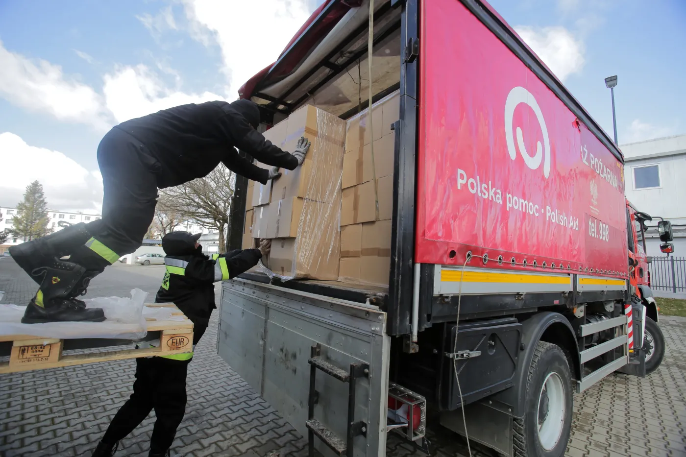 Przeterminowane maseczki trafiły na Mazury. "Czekamy na pełnowartościową partię"