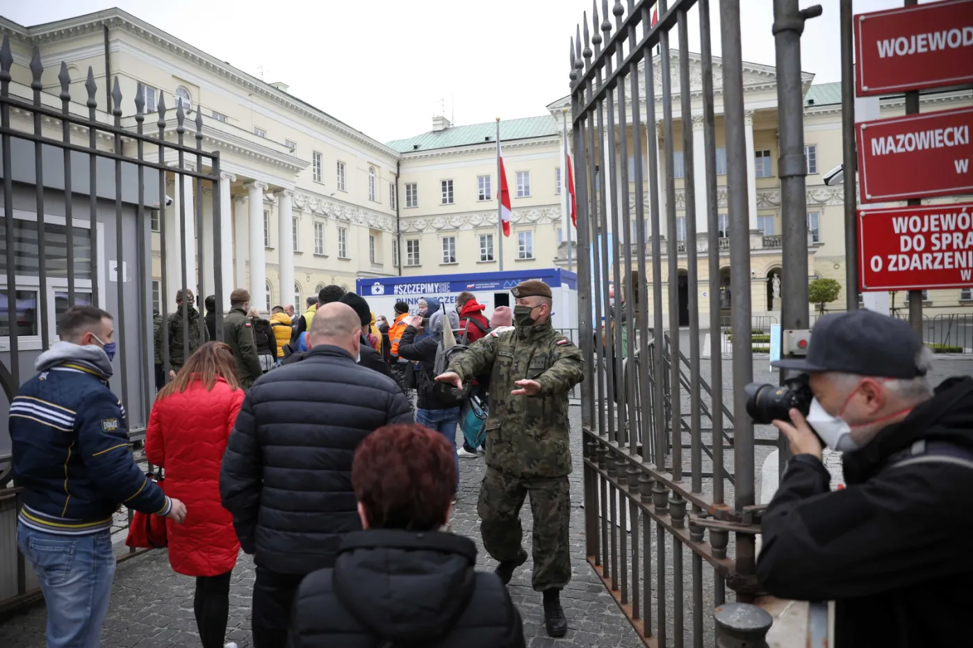 50 tysięcy osób skorzystało z akcji "Zaszczep się na majówkę!"