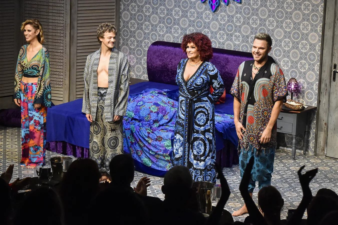 Spektakle z pieprzykiem tylko dla dorosłych. Ruszyła scena "Capitol by night"