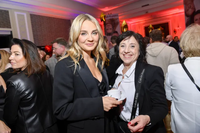 Grają razem w "Przyjaciółkach". Małgorzata Socha ocenia Agnieszkę Sienkiewicz: Jest...