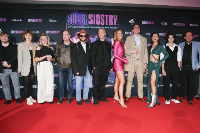 Tak Katarzyna Gałązka ubrała się na premierę. Nowa ikona stylu? [FOTO]