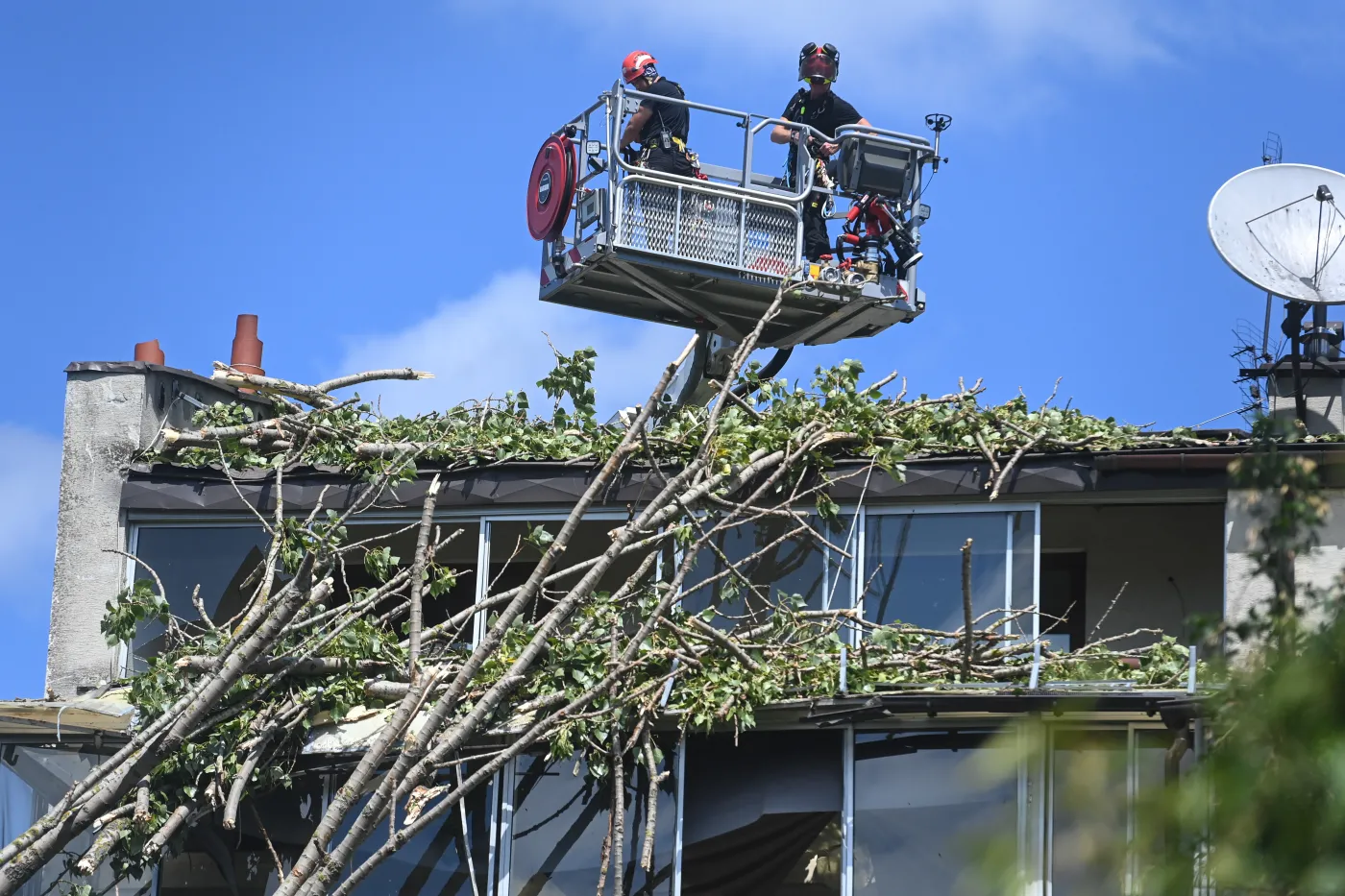 Ponad 3700 interwencji strażaków. Mazowsze, Śląsk i Łódzkie najbardziej dotknięte burzami