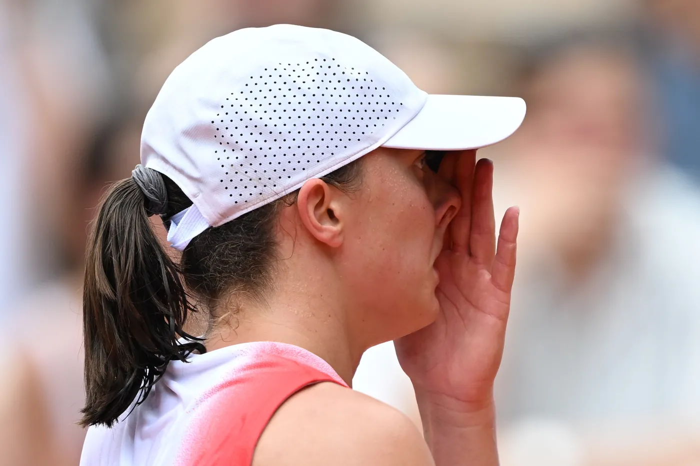 Iga Świątek zalała się łzami przed kamerą. Ten obrazek łamie serce