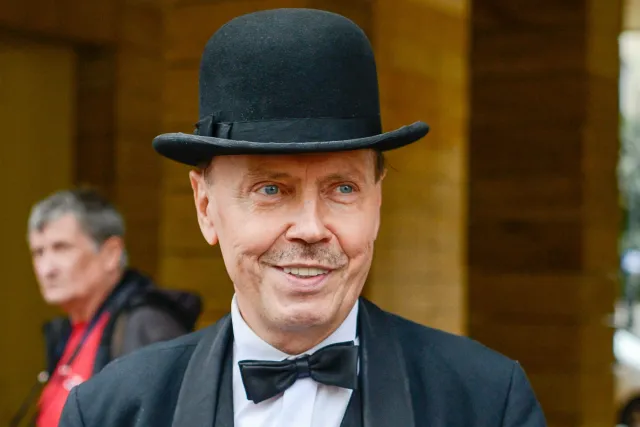 Rola u Stanisława Barei przyniosła mu sławę. Co dziś robi Marian Koniuszko ze "Zmienników?