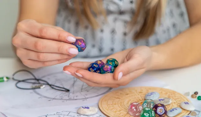 Ta cyfra w dacie urodzenia odpowiada za sukcesy finansowe. Przyciąga pieniądze i pomyślność