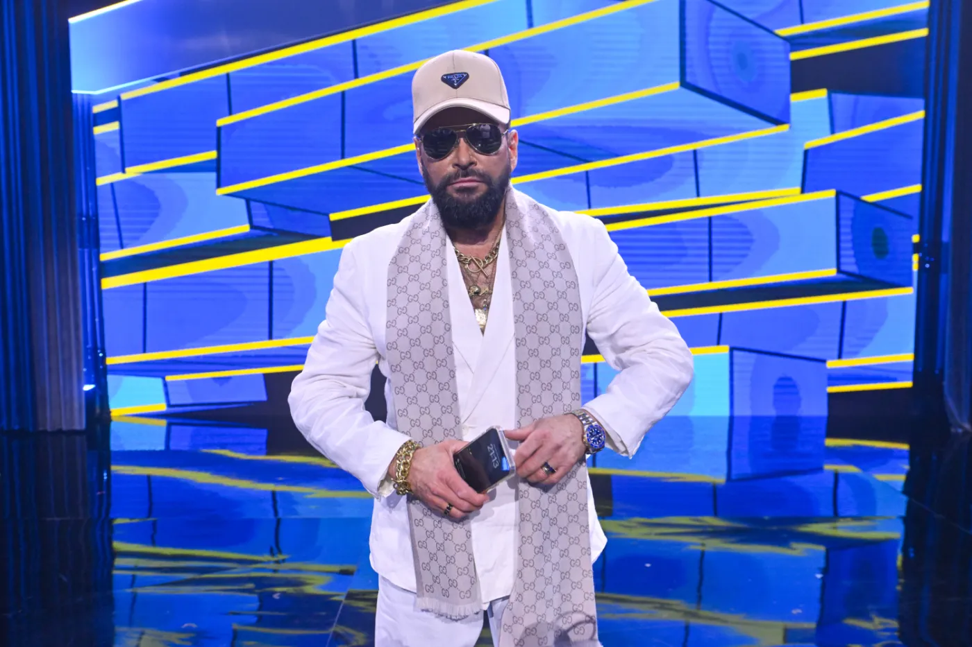 Tyle Krzysztof Rutkowski włożyłby do koperty w prezencie na chrzest. Dużo?