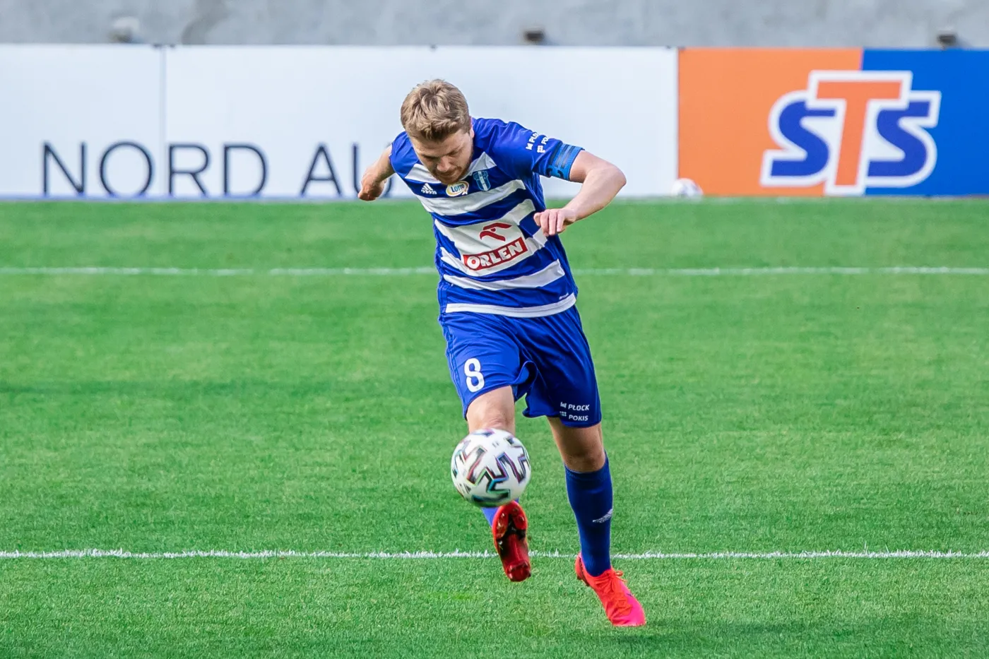 Były piłkarz reprezentacji Polski zadebiutował w ringu. Walka zakończyła się jego porażką