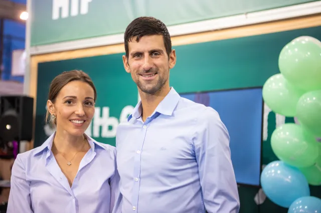 Novak Djokovic odbił żonę przyjacielowi. Słynny tenisista nie czuje się z tym komfortowo