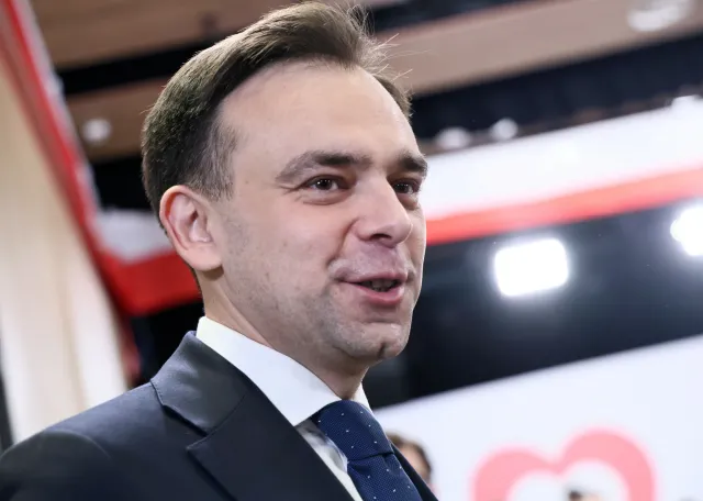 Marzysz o obniżeniu składki zdrowotnej? Minister rozwiewa nadzieję. "Nie ma przestrzeni"