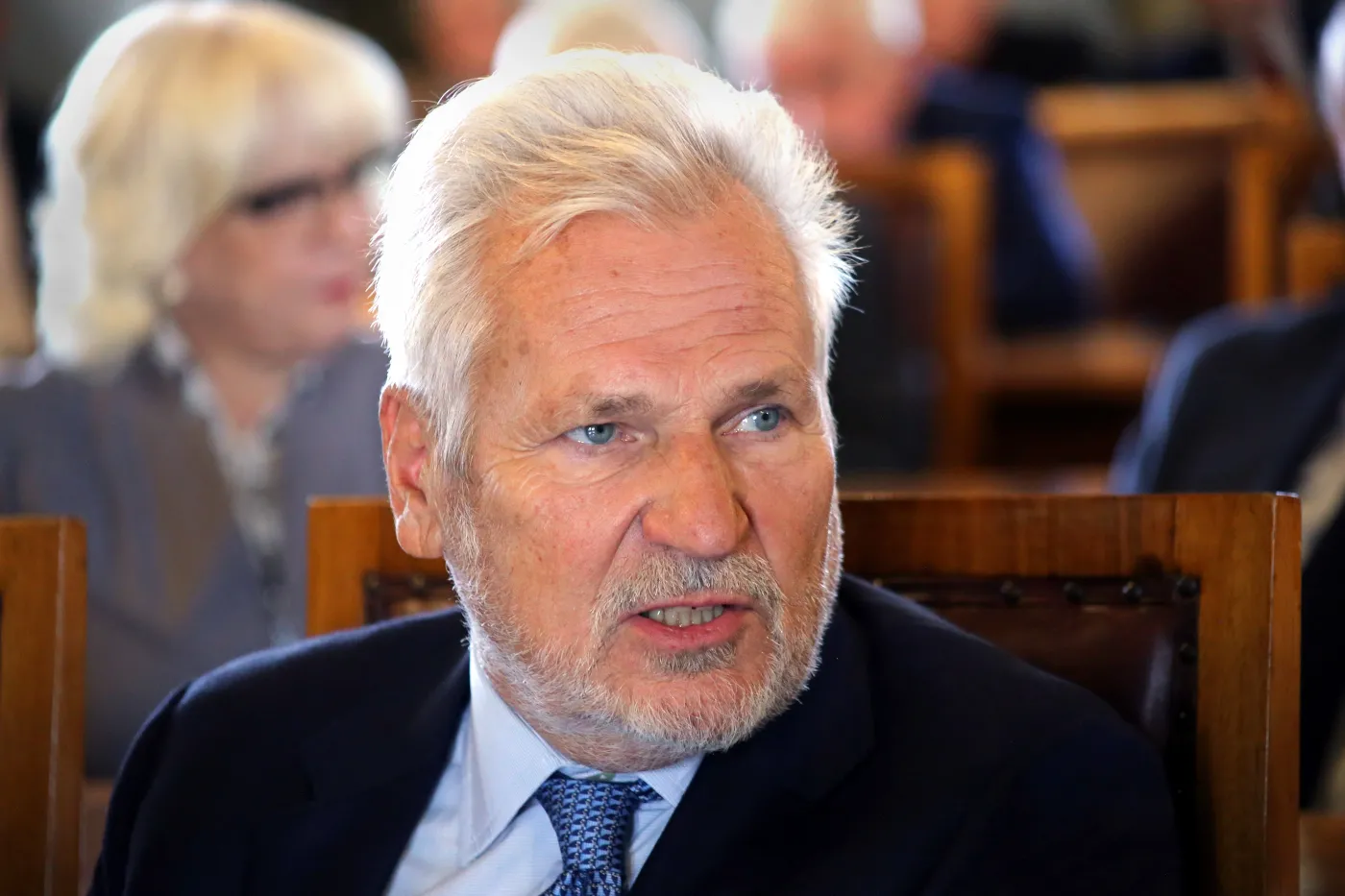 Aleksander Kwaśniewski wieszczy kłopoty Karola Nawrockiego. "Zakochanie w Trumpie..."