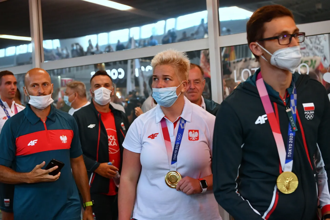 Tokio 2020. Złoci medaliści już w kraju. "Sto lat" dla Anity Włodarczyk