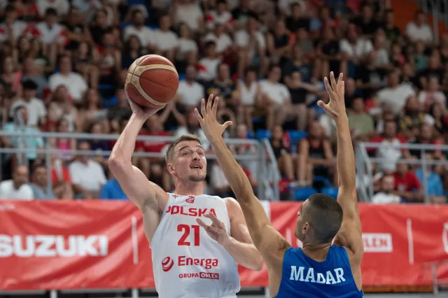 Cenne zwycięstwo polskich koszykarzy. Zachowali szansę na awans do MŚ [WYNIKI i TABELA]