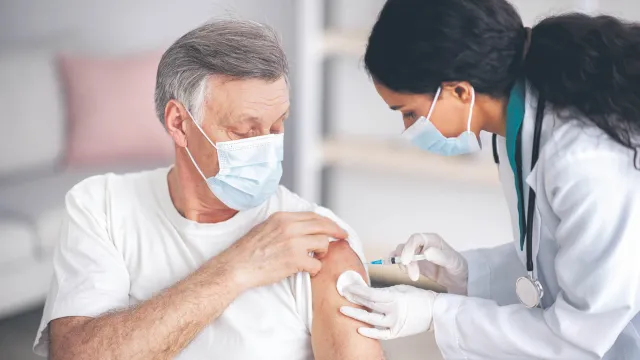 Bruksela zawiesza odbiór szczepionek Pfizera