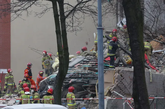 Eksplozja w Katowicach. Policja dementuje plotki dot. ofiar tragedii