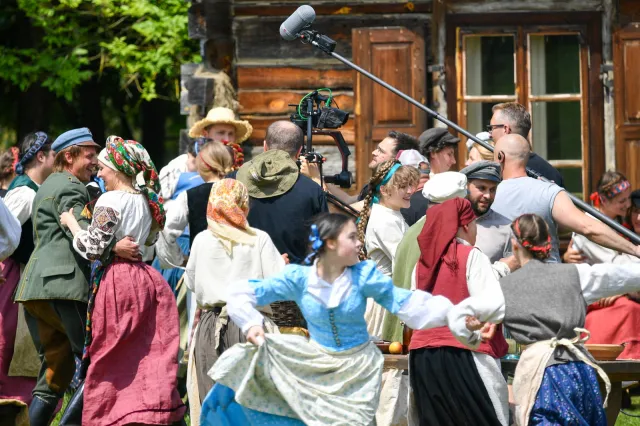 "Sami swoi. Początek" – prequel komedii powstaje w Muzeum Wsi Kieleckiej