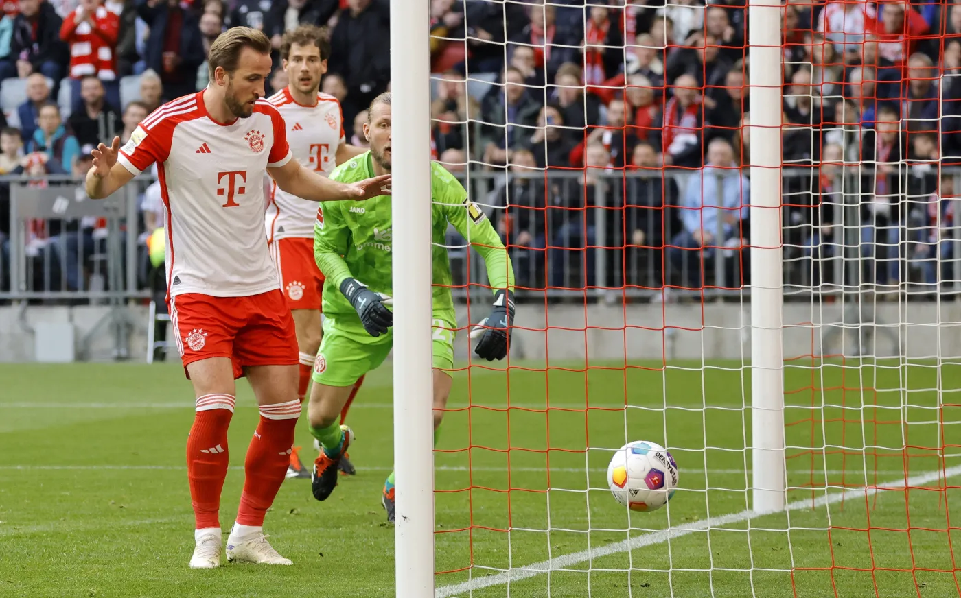 Bayern Monachium strzelił aż 8 goli! Harry Kane autorem trzech z nich