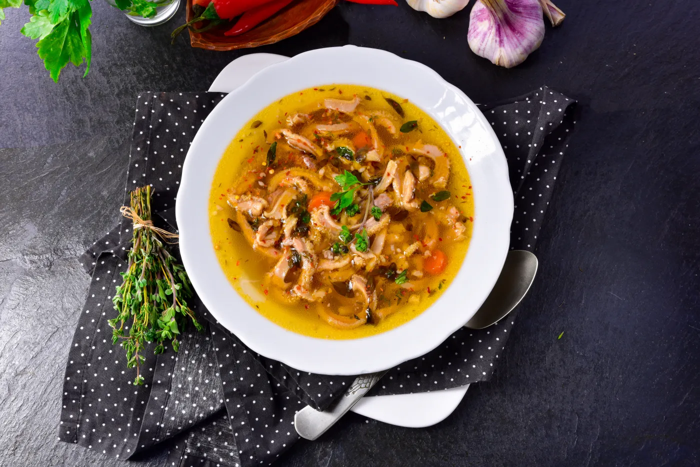 Flaki z przepisu siostry Anastazji. Ta jedna przyprawa podbija ich smak