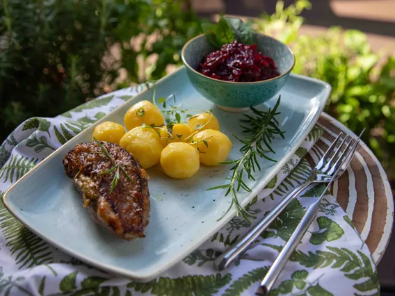 Pieczone piersi z gęsi. Sprawdzony przepis od Ewy Wachowicz