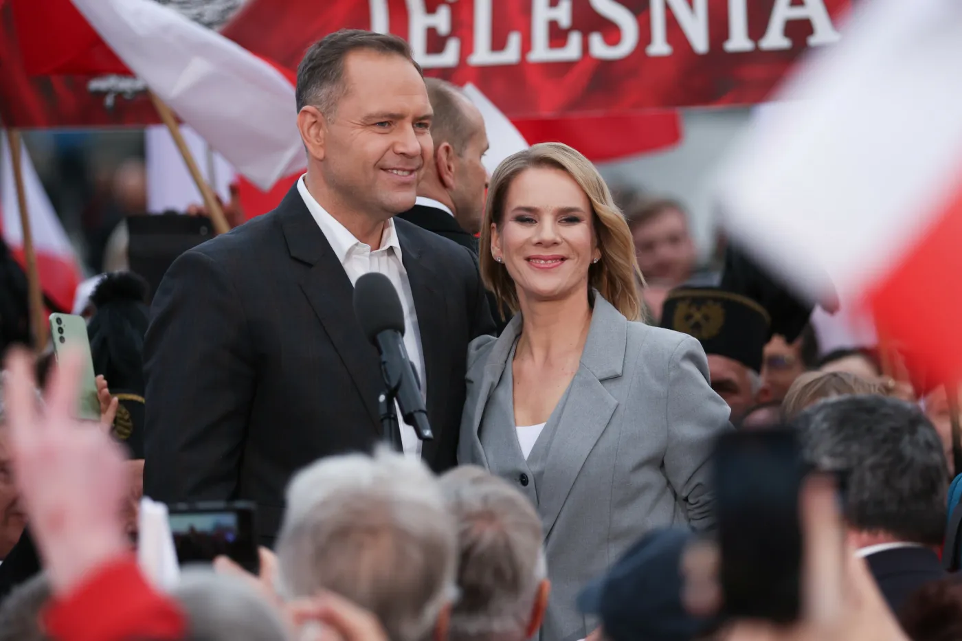 Ile zarabia pierwsza dama? Co może zyskać żona prezydenta, Marta Nawrocka?