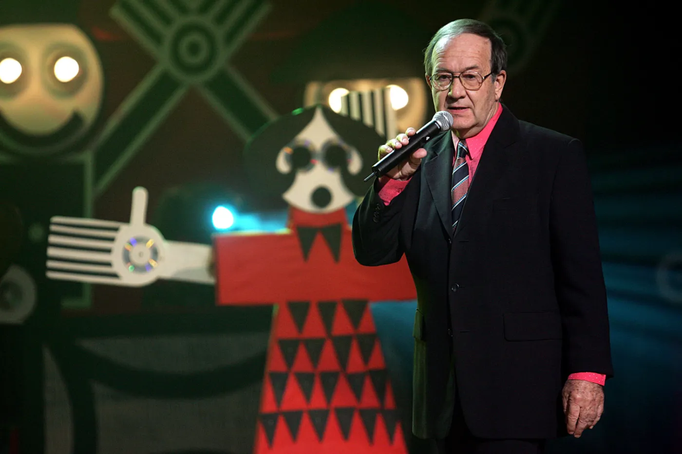 Nie chciał śpiewać tej piosenki, a potem stał się gwiazdą. Dlatego zmienił zdanie [WIDEO]