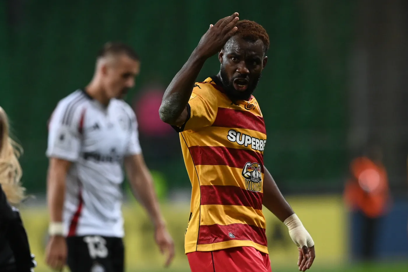 Afimico Pululu oskarżył kibiców Legii o rasizm. Piłkarz Jagiellonii wygwizdany i z bluzgany