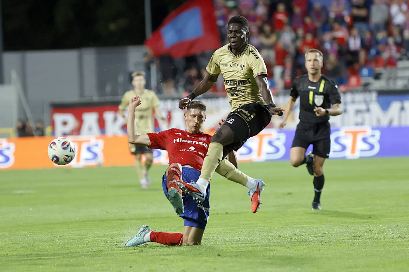 Raków Częstochowa przegrał czwarty raz w sezonie. Górnik Zabrze awansował na drugie miejsce