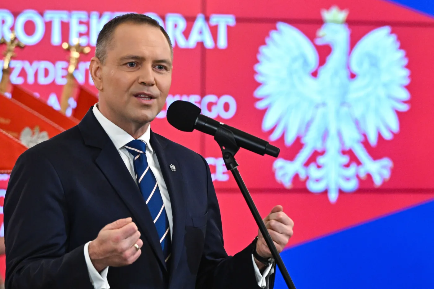 Karol Nawrocki w Pałacu Prezydenckim gościł skoczków narciarskich. Dostał wyjątkowy prezent