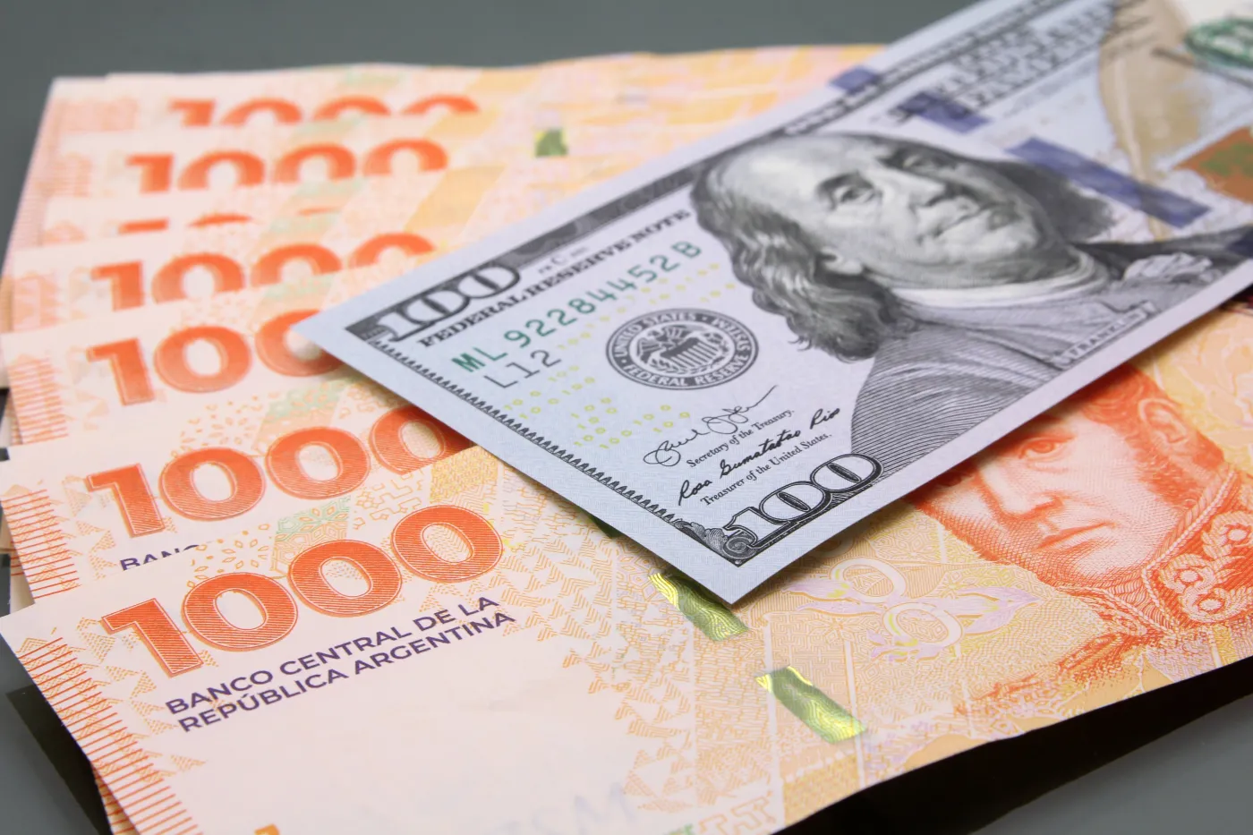 Wielki QUIZ o walutach świata. Już wynik 15/20 będzie oznaczać, że nie jesteś "Januszem biznesu"