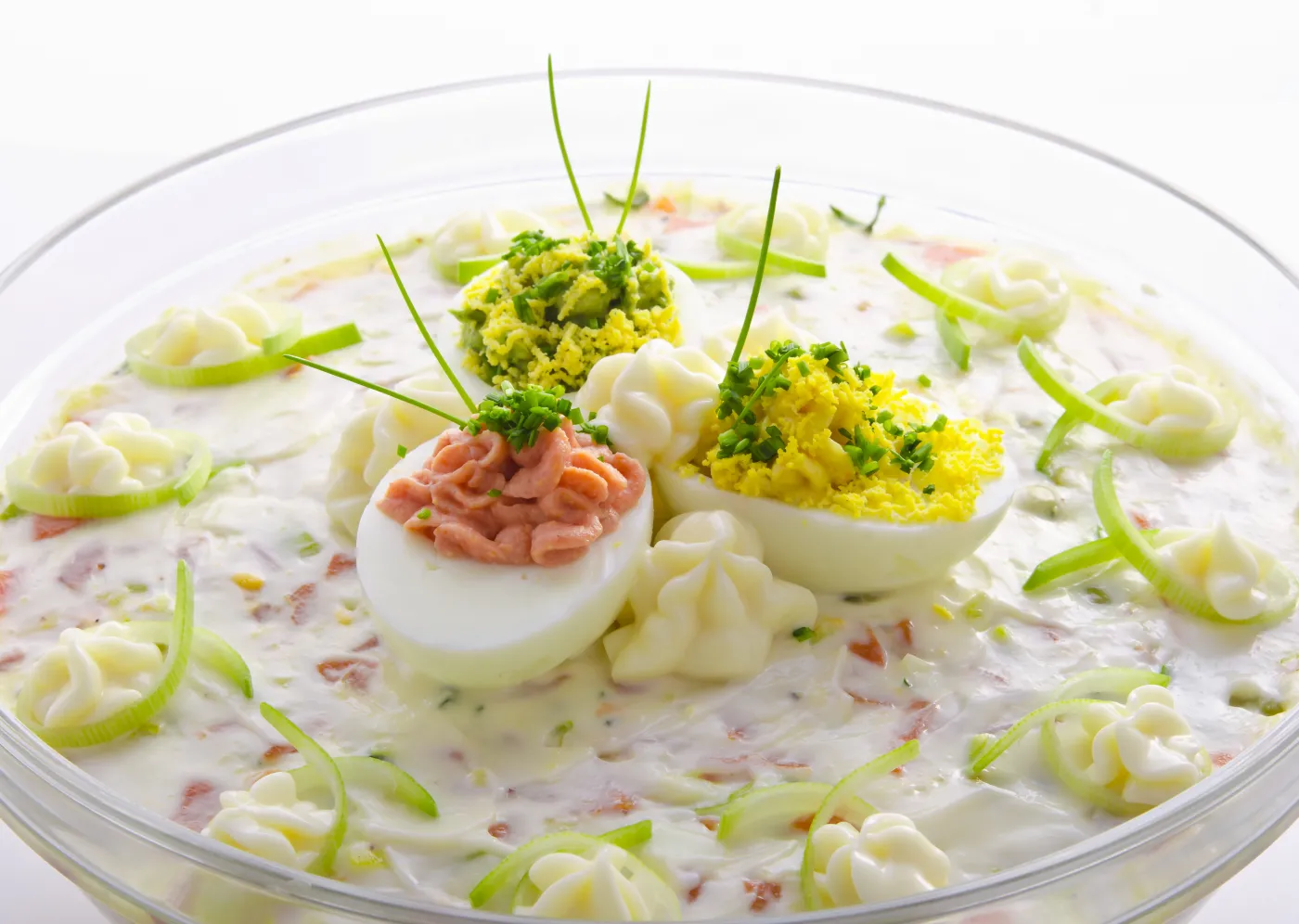 Sentymentalny i pyszny QUIZ o zakąskach z PRL. 10/10 dla smakoszy. Śledzik to początek