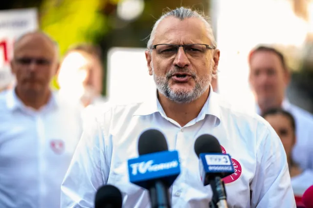 Tomasz Lenz przerwał milczenie. Senator Koalicji Obywatelskiej kieruje sprawę do prokuratury