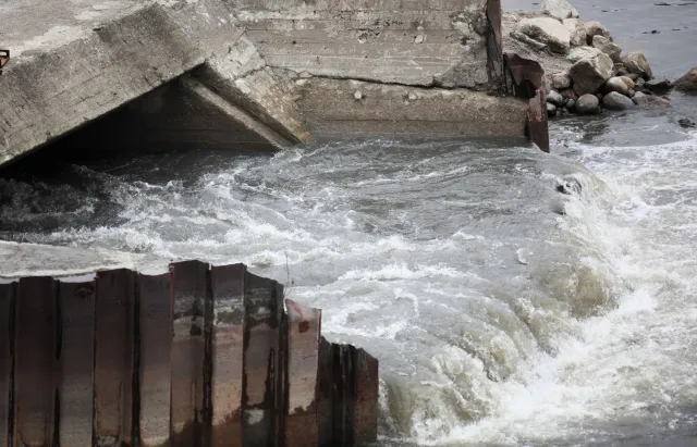 Płock uspokaja mieszkańców: Wyniki badań wody jak przed awarią "Czajki"