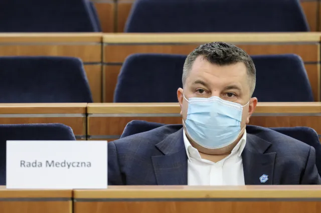 Ile potrwa pandemia? Dyrektor szpitala na Narodowym nie ma dobrych wieści