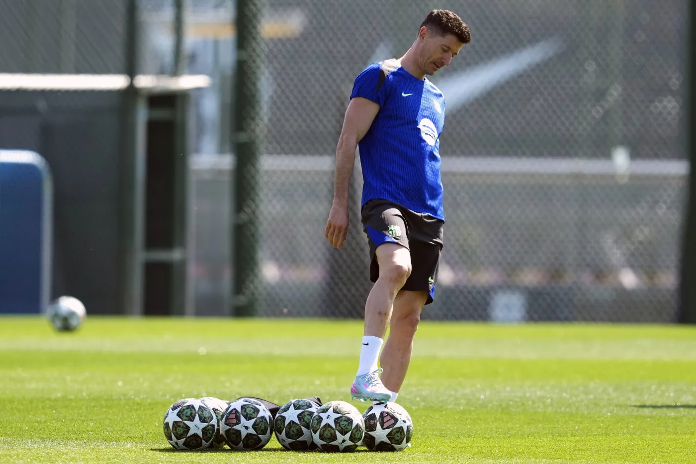 Były selekcjoner reprezentacji Polski ocenił Lewandowskiego i Szczęsnego. Słowa poszyły w świat