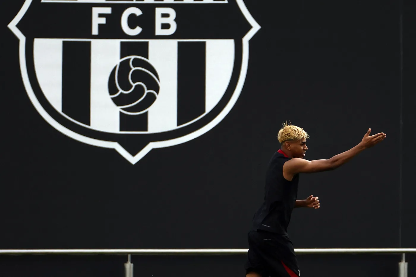 Barcelona - Real Madryt dzisiaj. O której El Clasico w niedzielę 11 maja? Transmisja na żywo - kiedy?